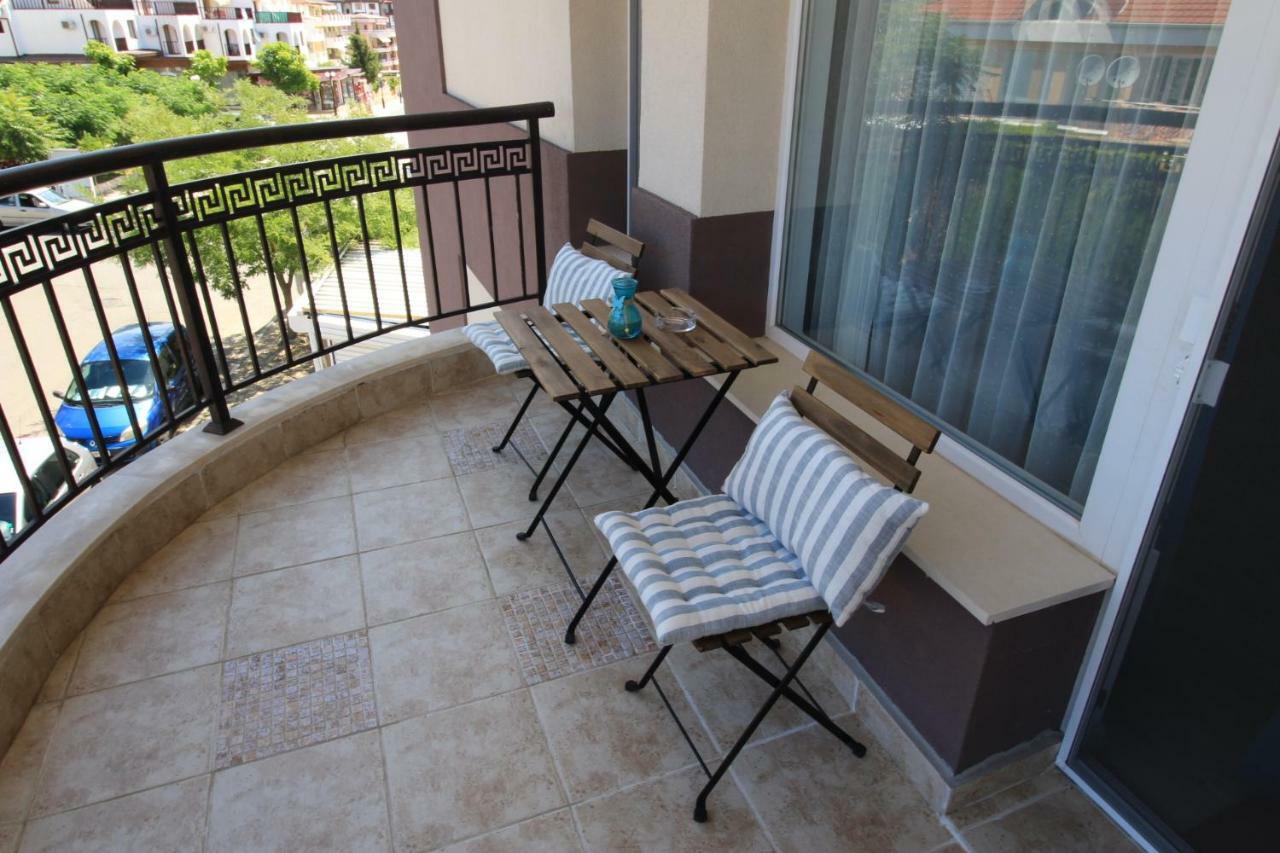 Marina Bay 22 Apartment Sveti Vlas Eksteriør bilde